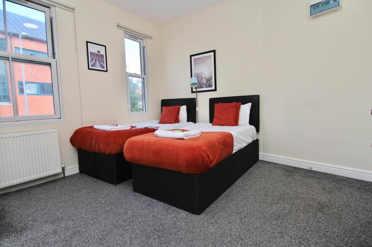 Lovely Twin Bed Studio Near Coventry Shopping Centre Luaran gambar